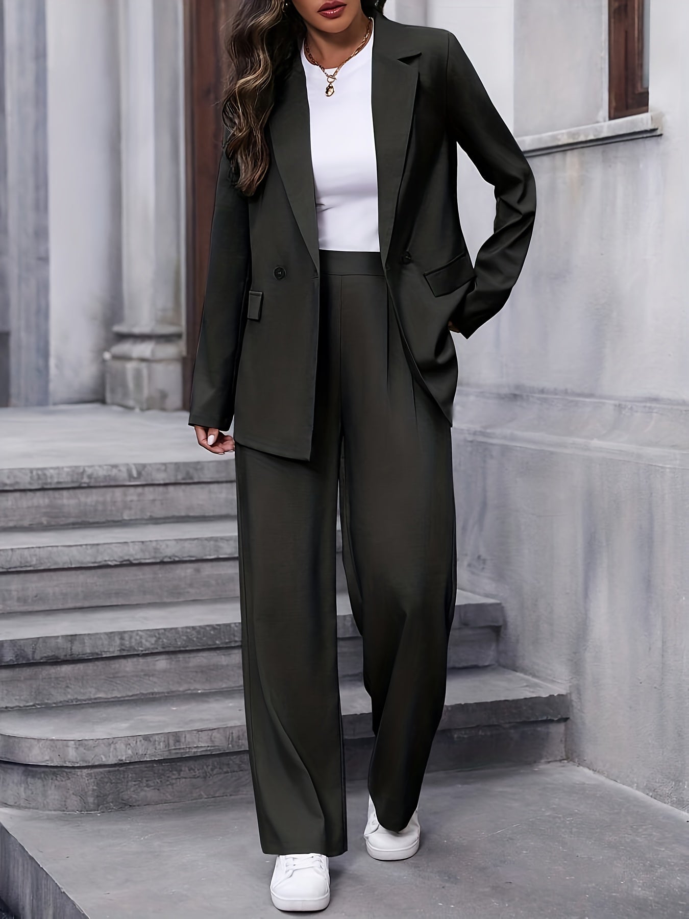 Women's Tailored Two Piece Suit Set - Double Breasted Blazer and Wide-Leg Pants